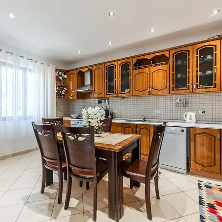 Authentic View Apartment *