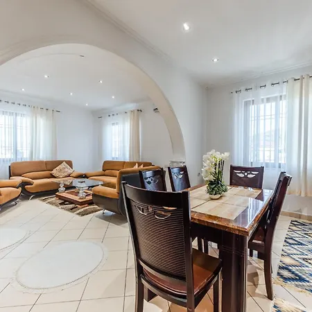 Authentic View Apartment Široka